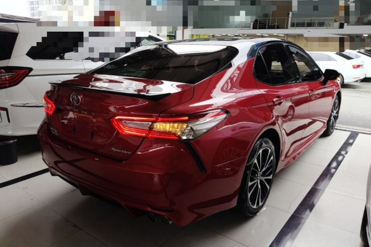 Used Toyota Camry 2018 2.0S FENGSHANG Edition Rear Right 45 Deg