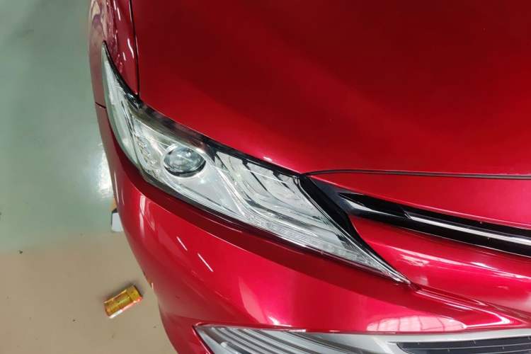 Used Toyota Camry 2018 2.0G Luxury Edition Right Front Headlight
