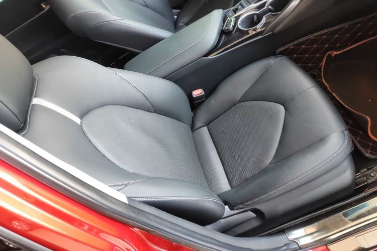 Used Toyota Camry 2018 2.5S Fēngshàng Edition Right Front Seat