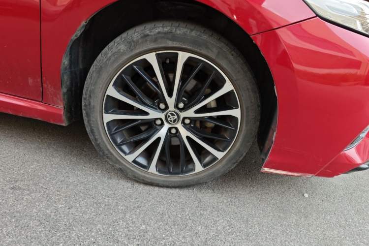 Used Toyota Camry 2018 2.5S Fēngshàng Edition Right Front Wheel Hub