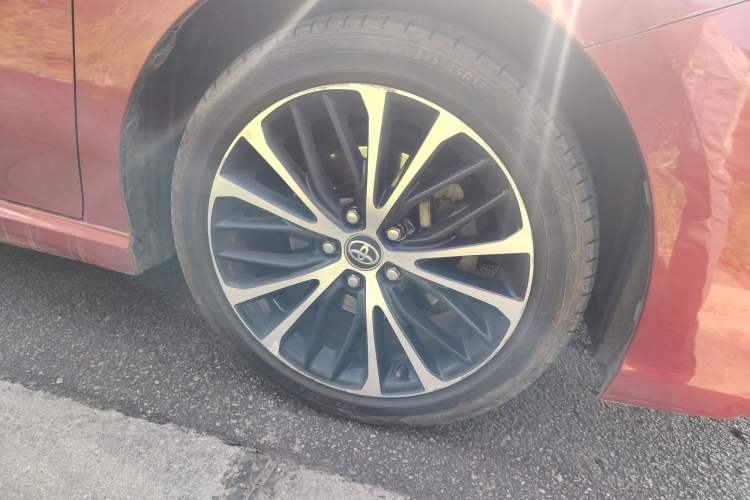 Used Toyota Camry 2018 2.5S Fēngshàng Edition Right Front Wheel Hub