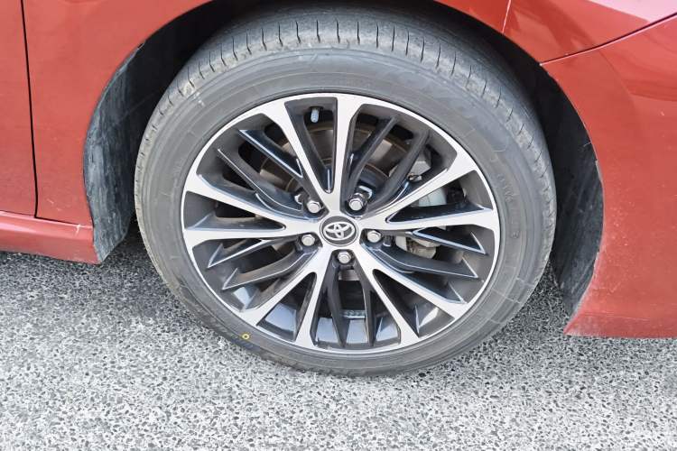 Used Toyota Camry 2018 2.5S Fēngshàng Edition Right Front Wheel Hub