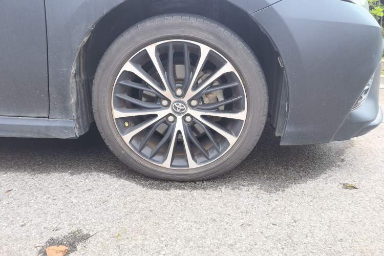 Used Toyota Camry 2018 2.5S Fēngshàng Edition Right Front Wheel Hub