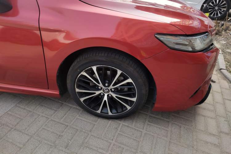 Used Toyota Camry 2018 2.5S Fēngshàng Edition Right Front Wheel Hub