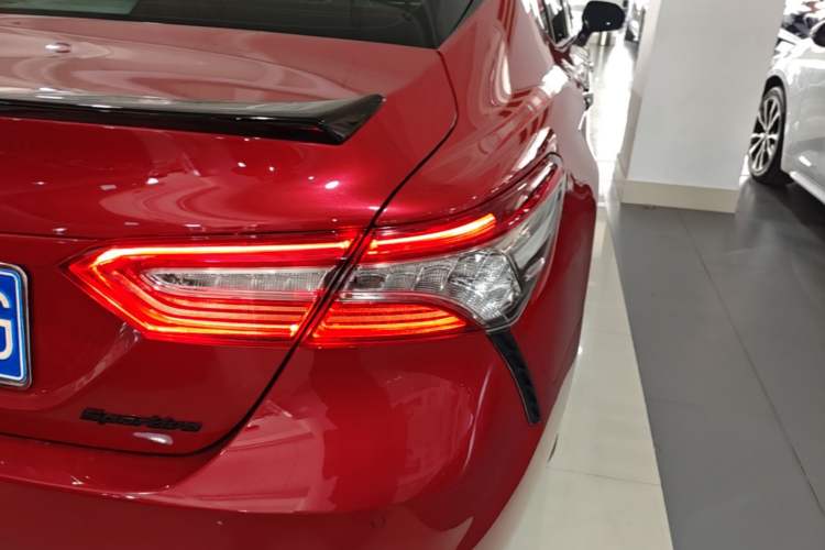 Used Toyota Camry 2018 2.5S Fēngshàng Edition Right Rear Taillight