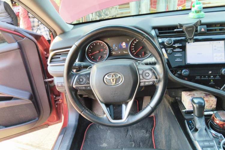 Used Toyota Camry 2018 2.5S Fēngshàng Edition Steering Wheel