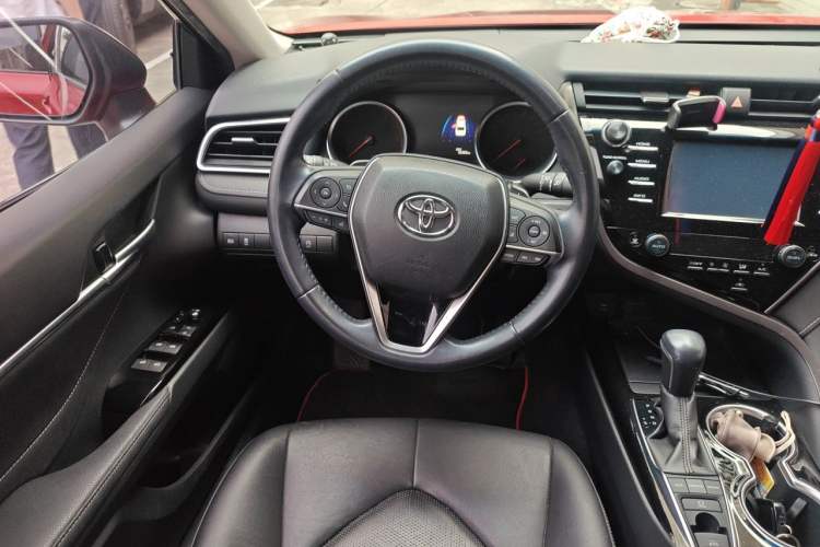 Used Toyota Camry 2018 2.5S Fēngshàng Edition Steering Wheel