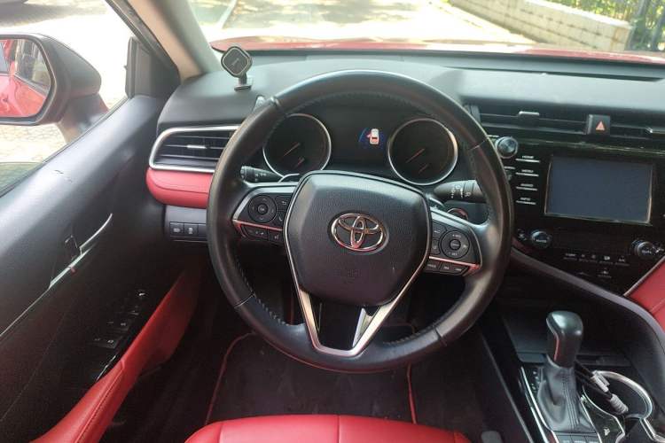 Used Toyota Camry 2018 2.5S Fēngshàng Edition Steering Wheel