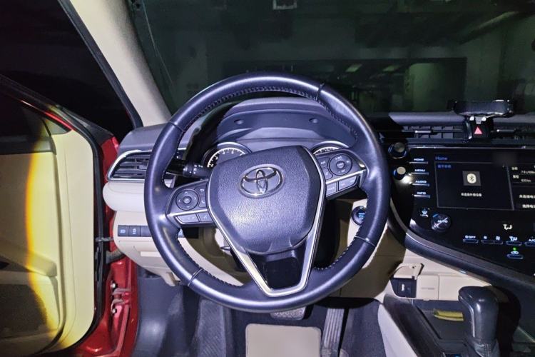 Used Toyota Camry 2018 2.5G Luxury Edition Steering Wheel