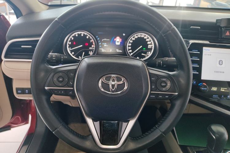 Used Toyota Camry 2018 2.5G Luxury Edition Steering Wheel