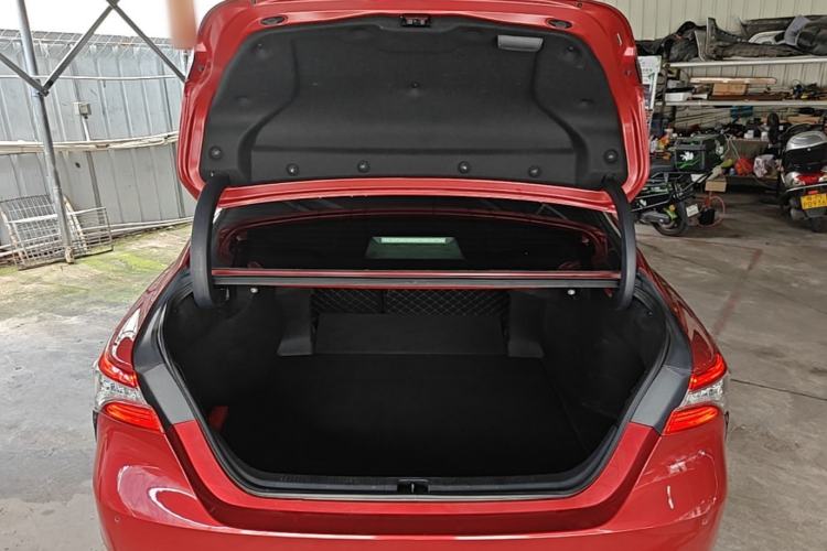 Used Toyota Camry 2018 2.5S Fēngshàng Edition Trunk