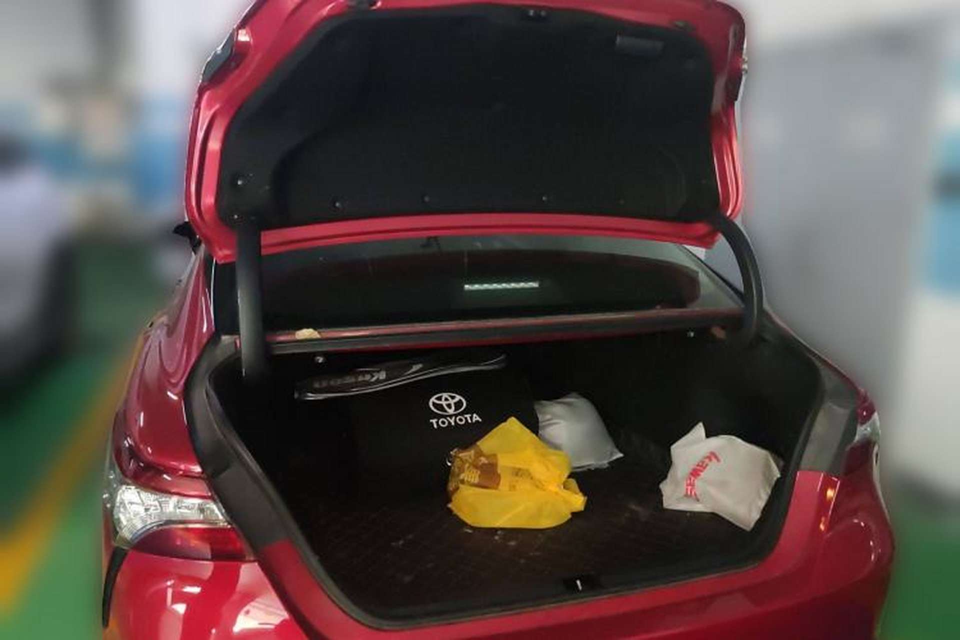 Used Toyota Camry 2018 2.5S Fēngshàng Edition Trunk