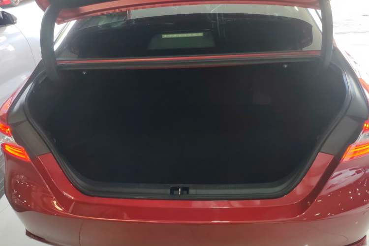 Used Toyota Camry 2018 2.5S Fēngshàng Edition Trunk