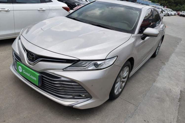 Used Toyota Camry 2018 2.0G Luxury Edition Guazi used car, China used car export, Used car for sale, Used cars, Cheapest cars for sale