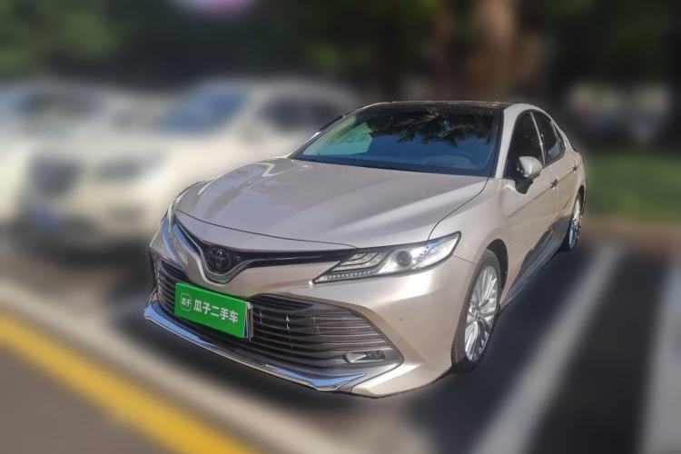 Used Toyota Camry 2018 2.5G Luxury Edition Guazi used car, China used car export, Used car for sale, Used  cars, Cheapest cars for sale