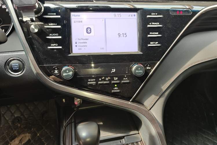 Used Toyota Camry 2018 2.0G Luxury Edition Audio And AC Panel
