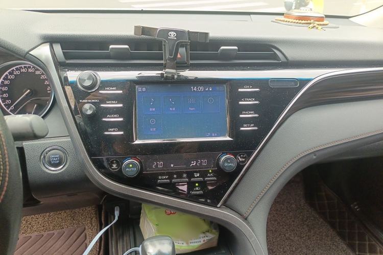 Used Toyota Camry 2018 2.0G Luxury Edition Audio And AC Panel