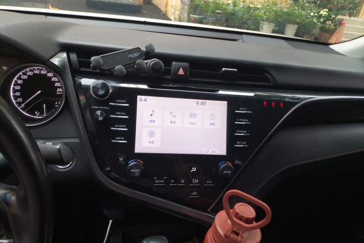 Used Toyota Camry 2018 2.5G Luxury Edition Audio And AC Panel