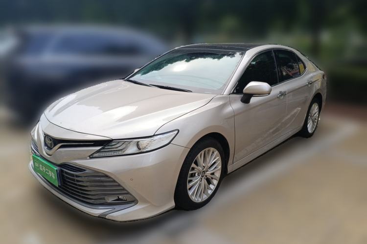 Used Toyota Camry 2018 2.5G Luxury Edition Guazi used car, China used car export, Used car for sale, Used cars, Cheapest cars for sale