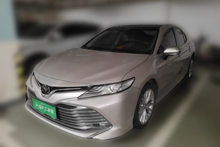 Used Toyota Camry 2018 2.5G Luxury Edition Guazi used car, China used car export, Used car for sale, Used cars, Cheapest cars for sale