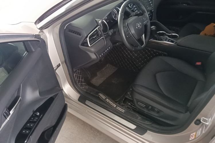 Used Toyota Camry 2018 2.5G Luxury Edition Driver Seat