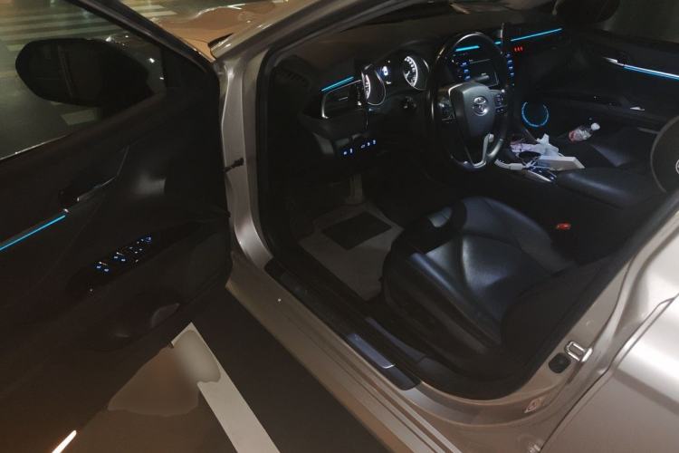 Used Toyota Camry 2018 2.5G Luxury Edition Driver Seat