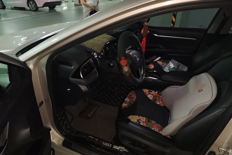 Used Toyota Camry 2018 2.5G Luxury Edition Driver Seat