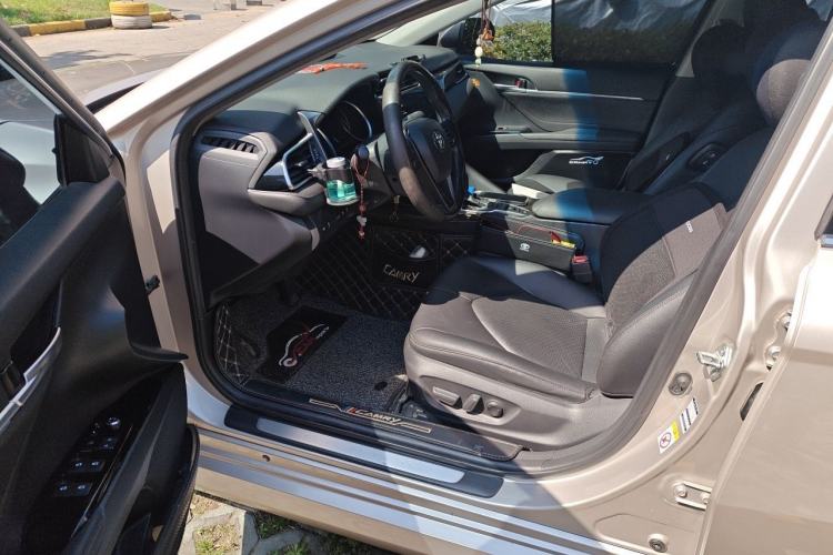 Used Toyota Camry 2018 2.5G Luxury Edition Driver Seat