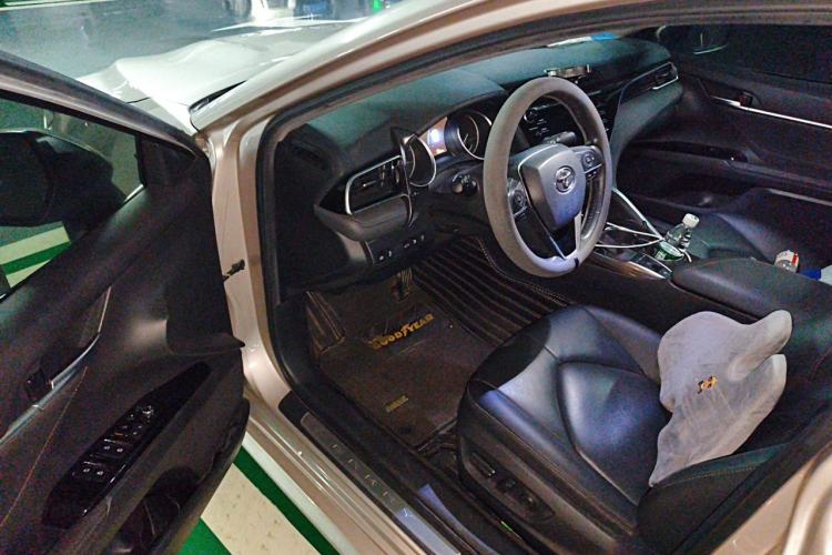 Used Toyota Camry 2018 2.5G Luxury Edition Driver Seat