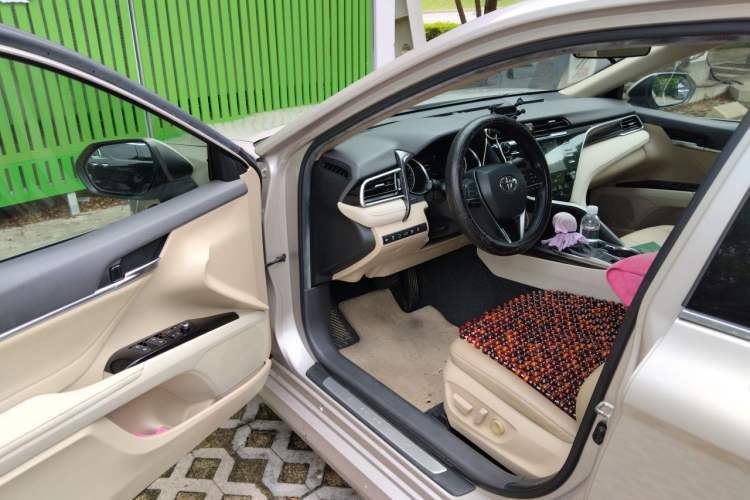 Used Toyota Camry 2018 2.5G Luxury Edition Driver Seat