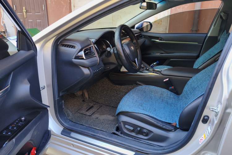 Used Toyota Camry 2018 2.5G Luxury Edition Driver Seat