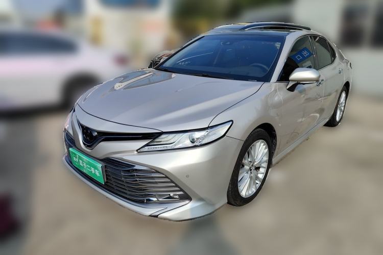 Used Toyota Camry 2018 2.5G Luxury Edition Guazi used car, China used car export, Used car for sale, Used  cars, Cheapest cars for sale