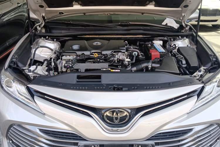 Used Toyota Camry 2018 2.5G Luxury Edition Engine Bay