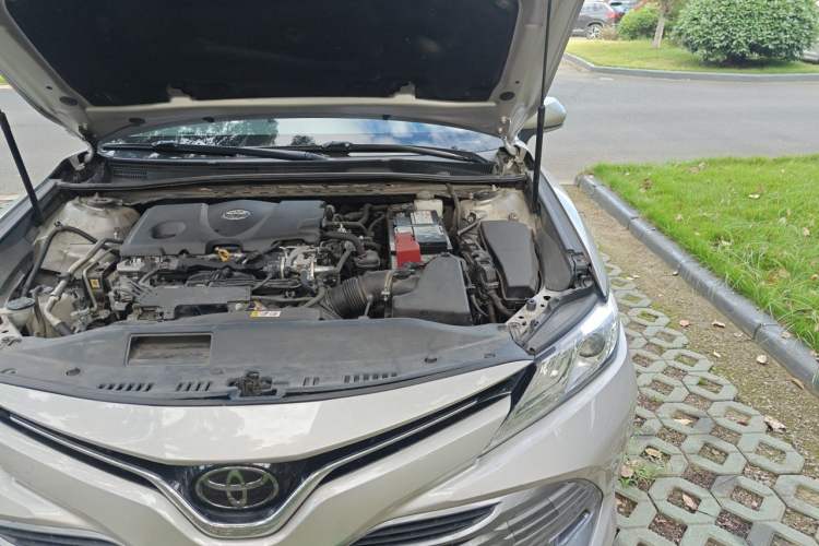 Used Toyota Camry 2018 2.5G Luxury Edition Engine Bay Left