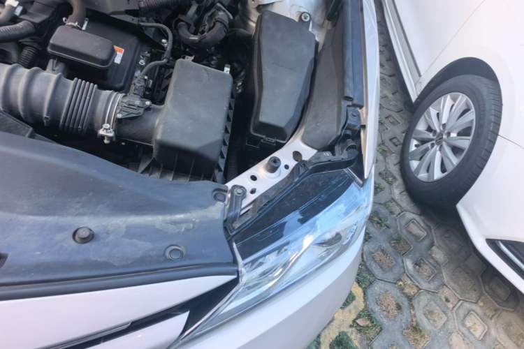 Used Toyota Camry 2018 Dual-Engine 2.5HQ Flagship Edition Engine Bay Left