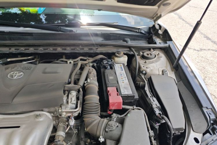 Used Toyota Camry 2018 2.0G Luxury Edition Engine Bay Left