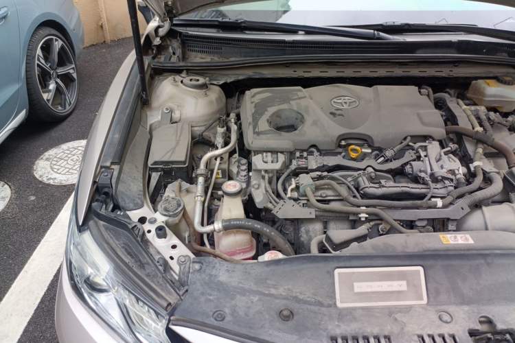 Used Toyota Camry 2018 Dual-Engine 2.5 HG Luxury Edition Engine Bay Right
