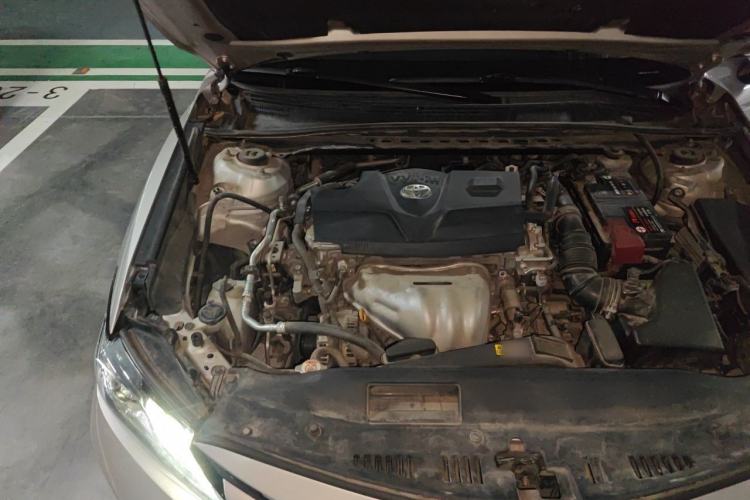 Used Toyota Camry 2018 2.0G Luxury Edition Engine Bay Right