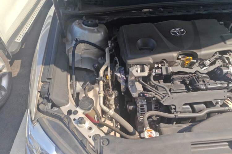 Used Toyota Camry 2018 2.5G Luxury Edition Engine Bay Right