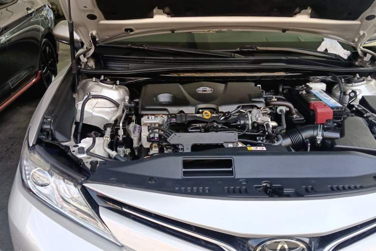 Used Toyota Camry 2018 2.5G Luxury Edition Engine Bay Right