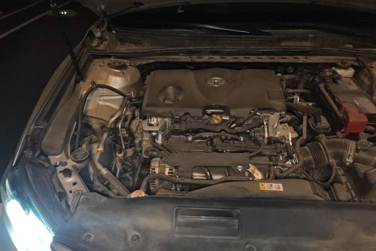 Used Toyota Camry 2018 2.5G Luxury Edition Engine Bay Right