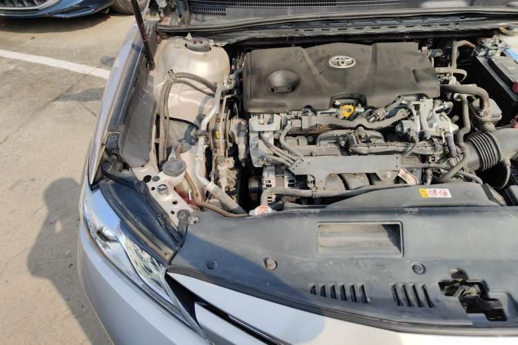 Used Toyota Camry 2018 2.5G Luxury Edition Engine Bay Right