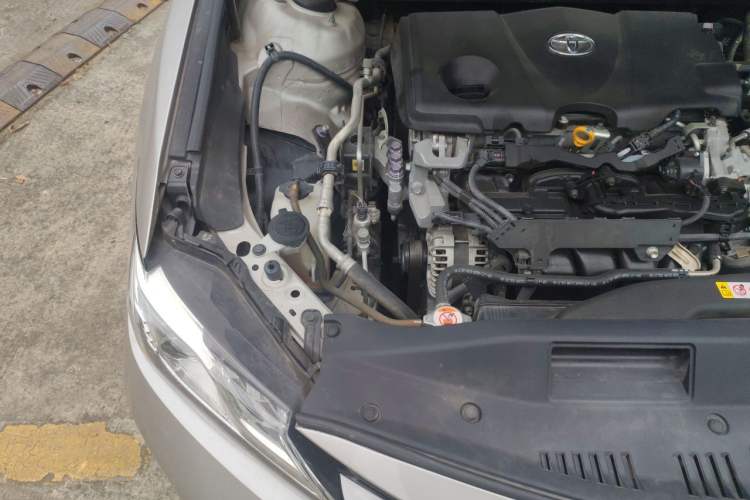 Used Toyota Camry 2018 2.5G Luxury Edition Engine Bay Right