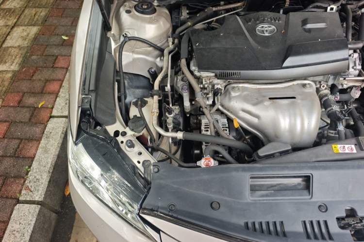 Used Toyota Camry 2018 2.0G Luxury Edition Engine Bay Right