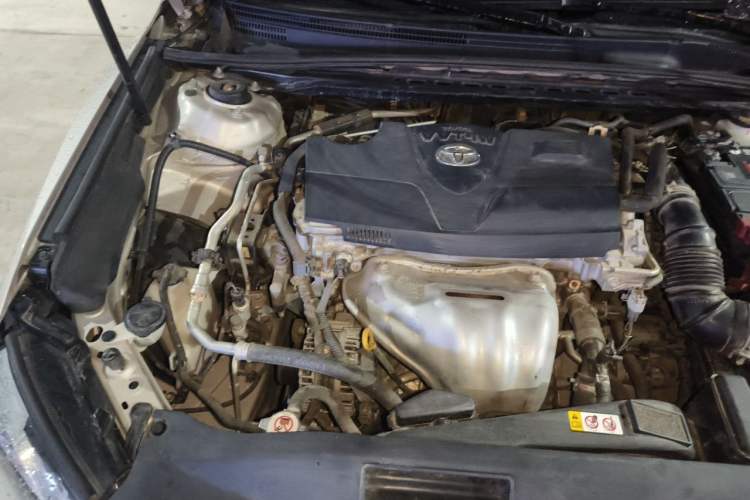 Used Toyota Camry 2018 2.0G Luxury Edition Engine Bay Right