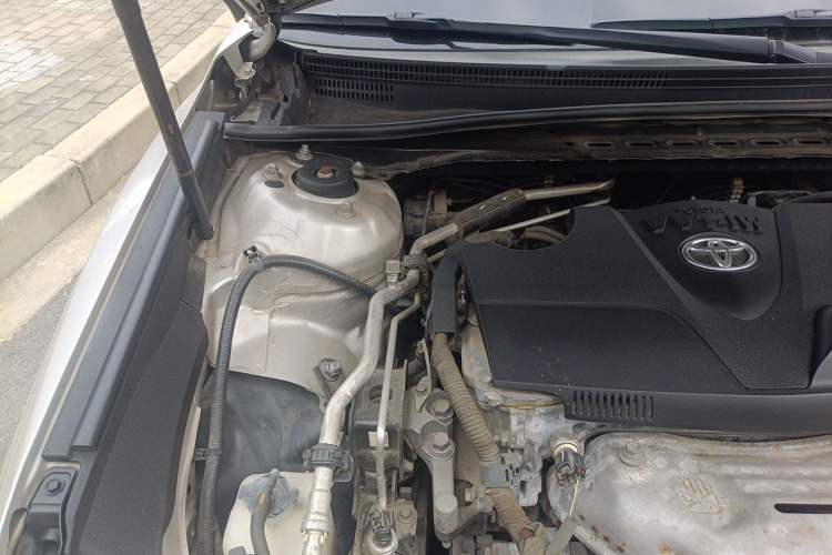 Used Toyota Camry 2018 2.0G Luxury Edition Engine Bay Right