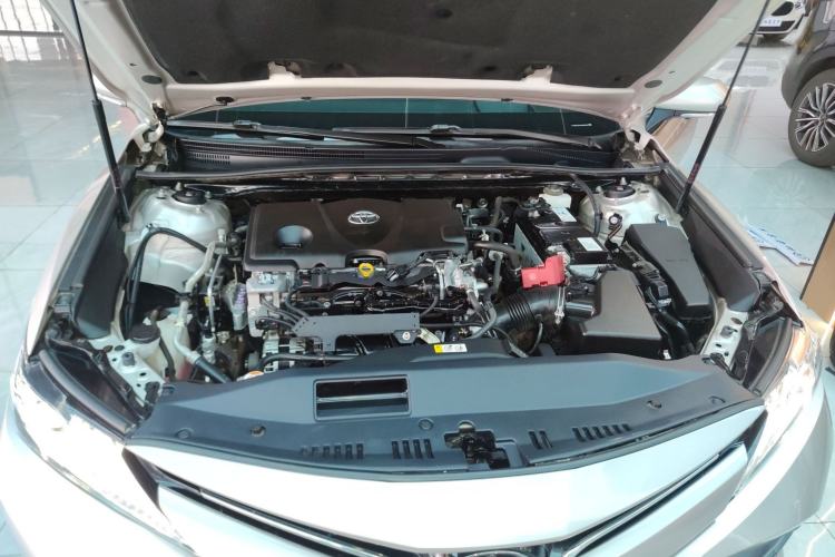 Used Toyota Camry 2018 2.5G Luxury Edition Engine Bay