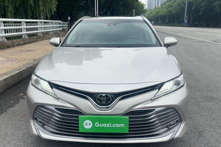 Used Toyota Camry 2018 2.0G Luxury Edition Exterior 1