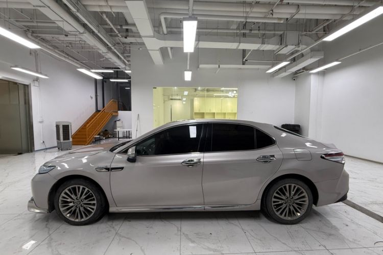 Used Toyota Camry 2018 Dual-Engine 2.5 HG Luxury Edition Exterior 1