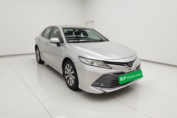 Used Toyota Camry 2018 2.0G Luxury Edition Exterior 2